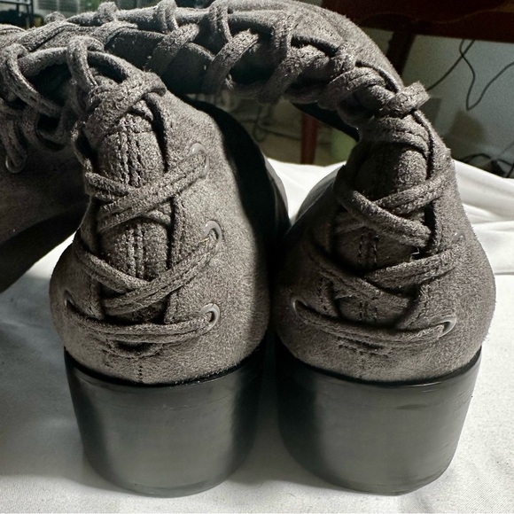 CHARLES BY CHARLES DAVID Gammon Gray Western Over-The-Knee Cowboy Boot Size 8.5 - Picture 4 of 11